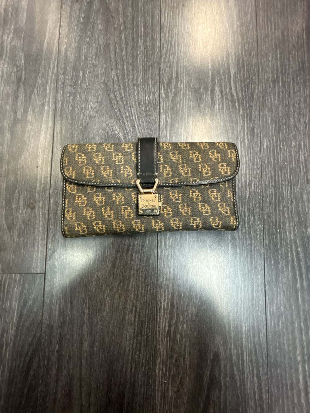 Dooney & Bourke Signature Checkbook Wallet Brown Black